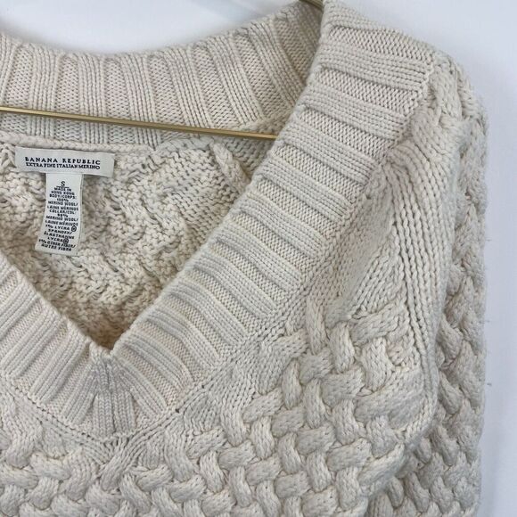 Banana Republic 100% Extra Fine Merino Wool Cream Cropped Sweater Sz S Y2K 2004 - Picture 6 of 9